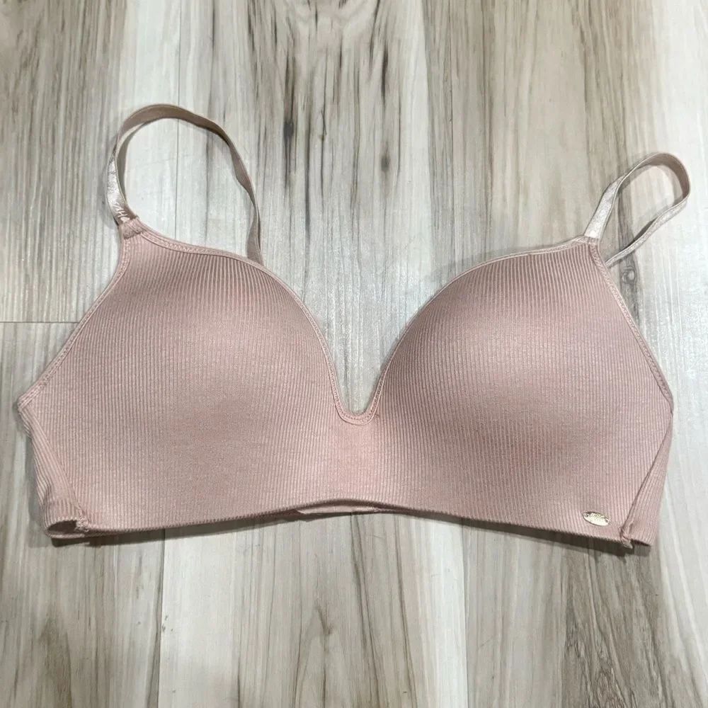 Betsey Johnson Tan BraâWomenâs 38C